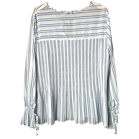 ROSE + OLIVE Poly Chiffon Semi Sheer Long Sleeve Micro Pleat Blouse Tie Front XL - Picture 4 of 9